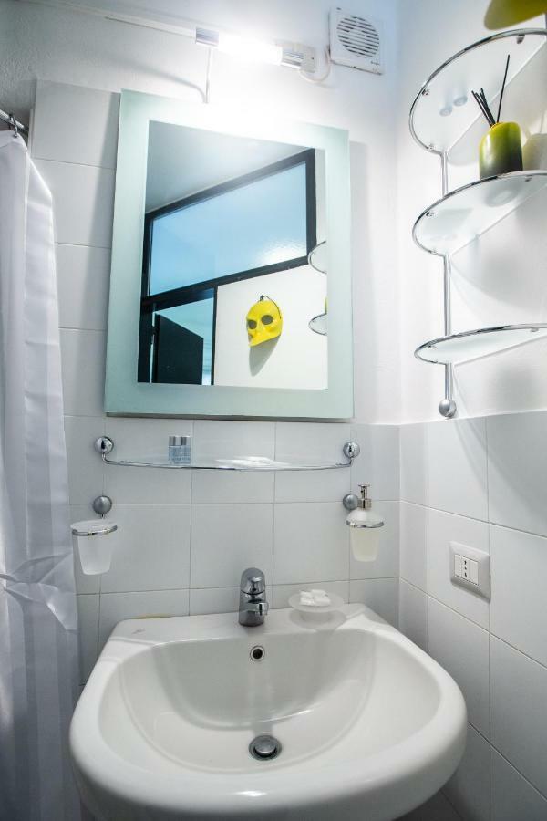 Apartment Santa Marta 6 Милан Экстерьер фото